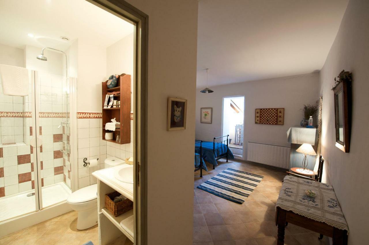 Le Clos Des Freres Gris Bed & Breakfast เอ็ก-ซอง-โพรวองซ์ ภายนอก รูปภาพ